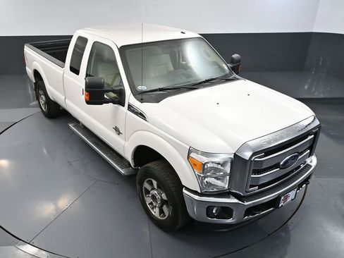 Used 2015 Ford F350 Lariat w/ Camper Package image 56