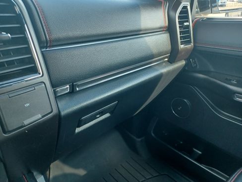 Used 2021 Ford Expedition Limited AWD/4WD image 31
