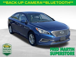 Used 2017 Hyundai Sonata SE w/ Cargo Package image 1