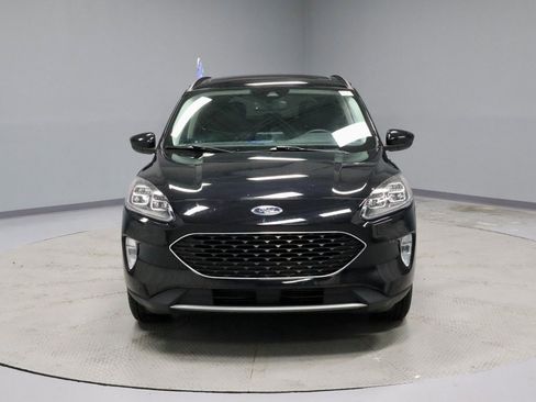 Certified 2022 Ford Escape Titanium w/ Class II Trailer Tow Package image 6