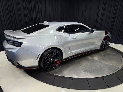 Used 2018 Chevrolet Camaro SS w/ Redline Edition image 13
