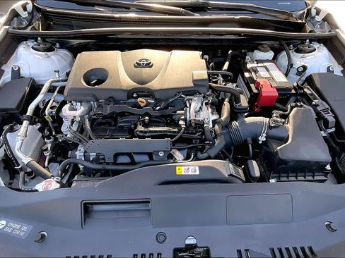 Used 2020 Toyota Camry XSE image 30