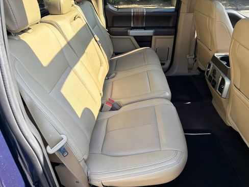 Used 2020 Ford F150 Lariat w/ Equipment Group 502A Luxury AWD/4WD image 18