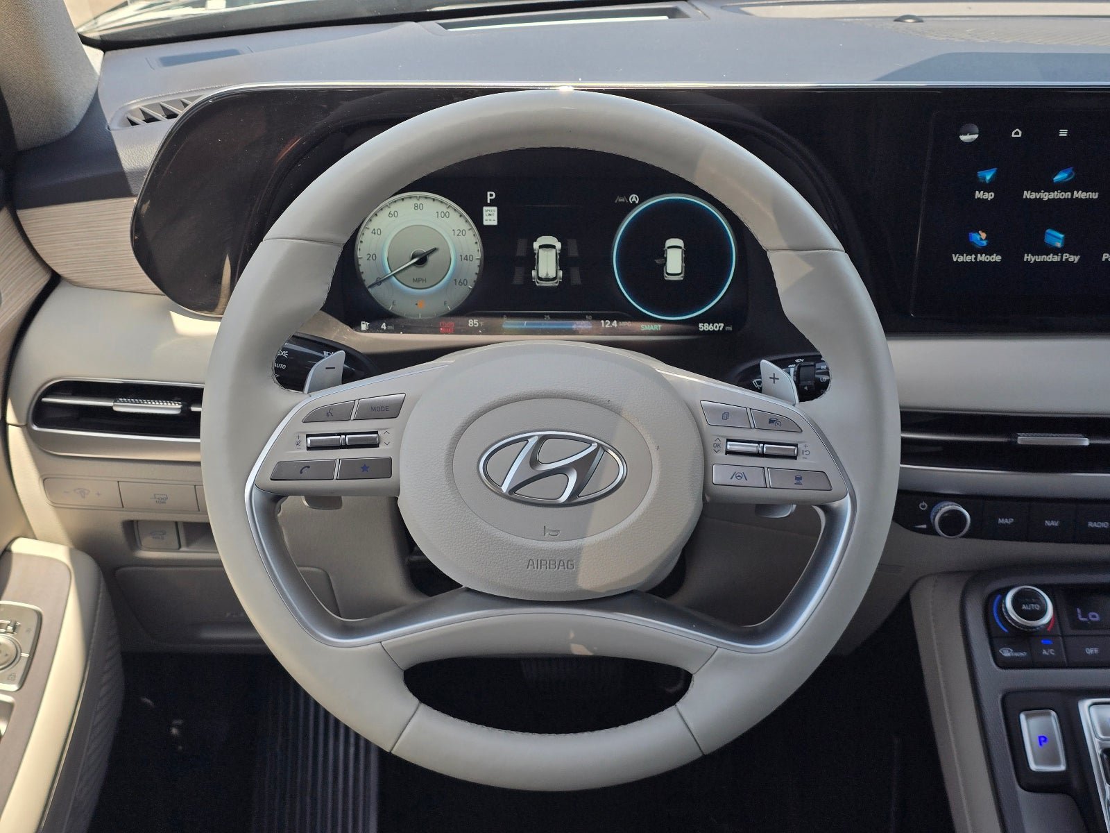 Used 2024 Hyundai Palisade Limited AWD/4WD image 15
