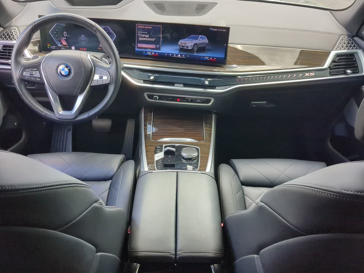 Used 2024 BMW X5 xDrive50e AWD/4WD image 15