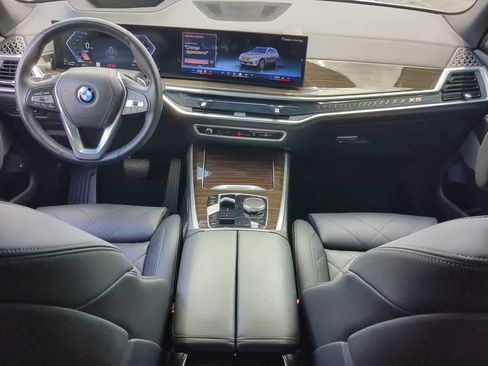 Used 2024 BMW X5 xDrive50e AWD/4WD image 15