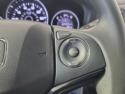 Certified 2022 Honda HR-V LX image 22