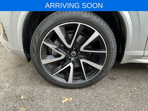 Used 2022 Volvo XC90 T6 Momentum w/ Advanced Package image 33