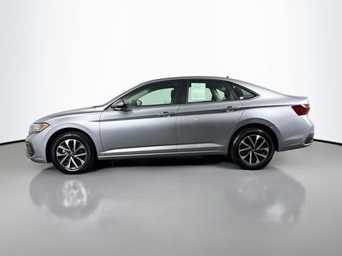 Certified 2024 Volkswagen Jetta S FWD image 4