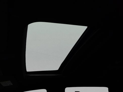 Used 2025 Chevrolet Silverado 1500 LTZ w/ Technology Package image 17