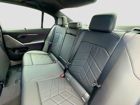 New 2027 BMW 550e xDrive w/ Executive Package AWD/4WD image 20