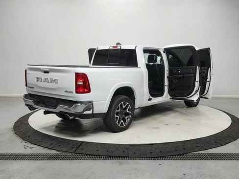 Used 2025 RAM 1500 Laramie AWD/4WD image 15