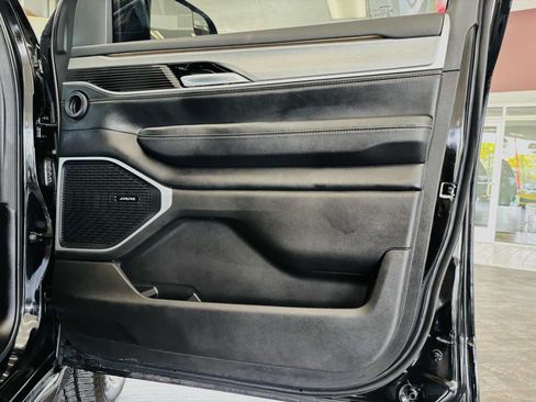 Used 2025 Jeep Wagoneer Series II AWD/4WD image 45