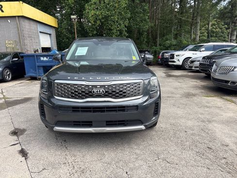 Used 2020 Kia Telluride LX FWD image 3