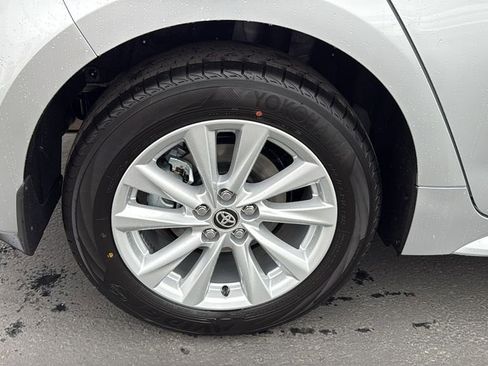 New 2026 Toyota Corolla SE image 9