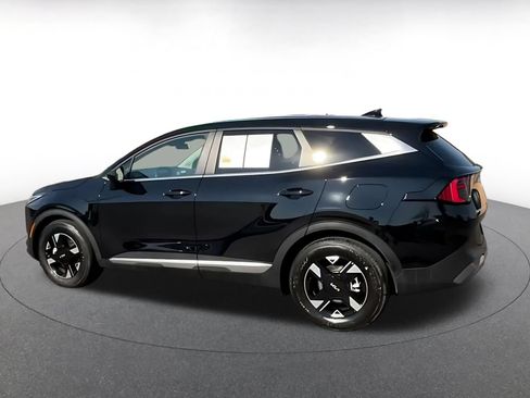 Used 2026 Kia Sportage LX FWD image 9
