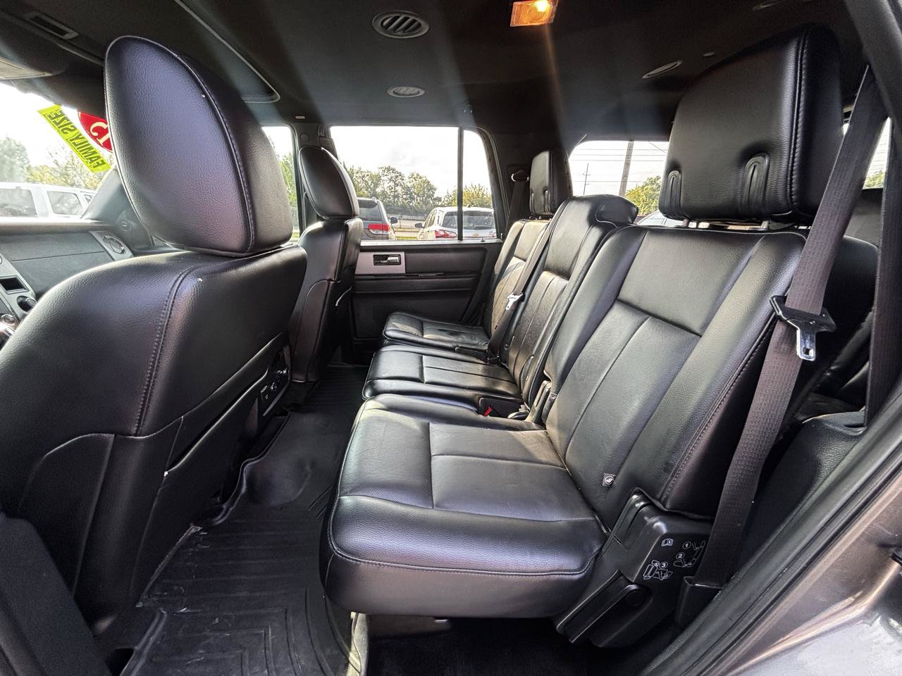 Used 2015 Ford Expedition Limited AWD/4WD image 15