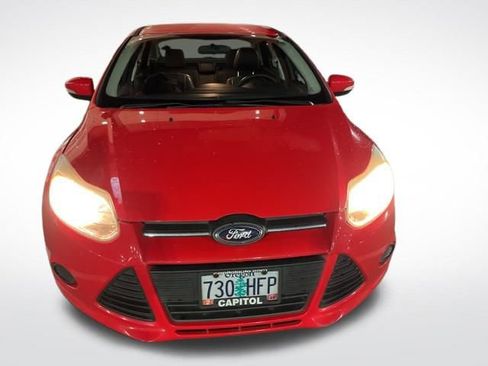 Used 2014 Ford Focus SE image 9