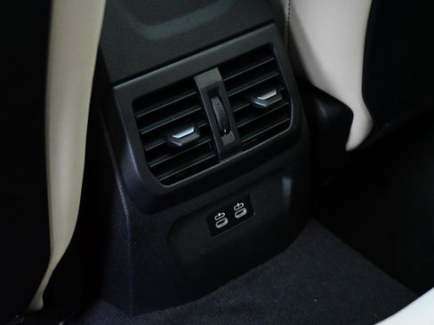 New 2026 BMW 228i xDrive w/ Technology Package image 28