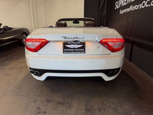 Used 2011 Maserati GranTurismo Convertible image 13