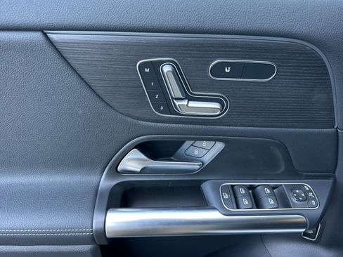 New 2026 Mercedes-Benz GLA 250 4MATIC image 11