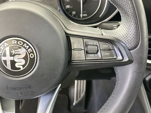 Used 2023 Alfa Romeo Giulia Ti image 24