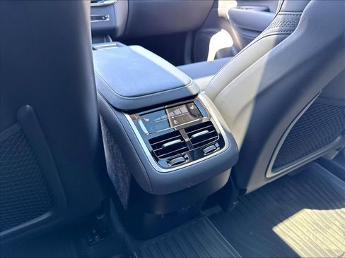 New 2026 Volvo XC90 B6 Plus w/ Protection Package AWD/4WD image 16