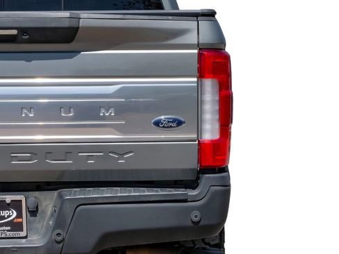 Used 2019 Ford F250 Platinum w/ Platinum Ultimate Package image 52