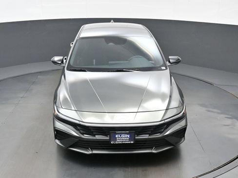 Certified 2026 Hyundai Elantra SEL FWD image 39
