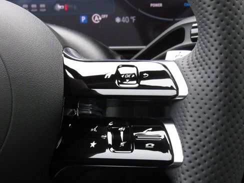 New 2026 Mercedes-Benz GLC 300 4MATIC image 27