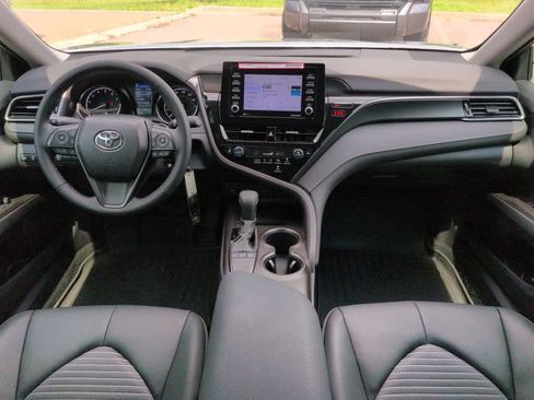 Certified 2024 Toyota Camry SE FWD image 14