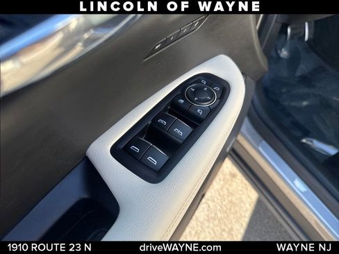 Used 2023 Cadillac XT6 Sport image 13