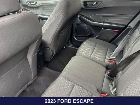 Used 2023 Ford Escape Active w/ Tech Pack #1 AWD/4WD image 13