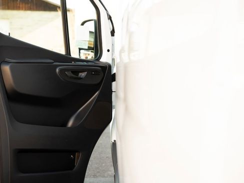 New 2026 Mercedes-Benz Sprinter 2500 image 10