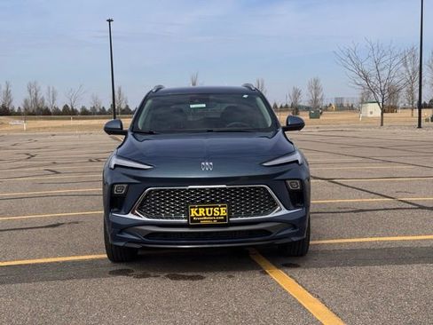 Used 2024 Buick Encore GX Avenir w/ Avenir Technology Package image 35