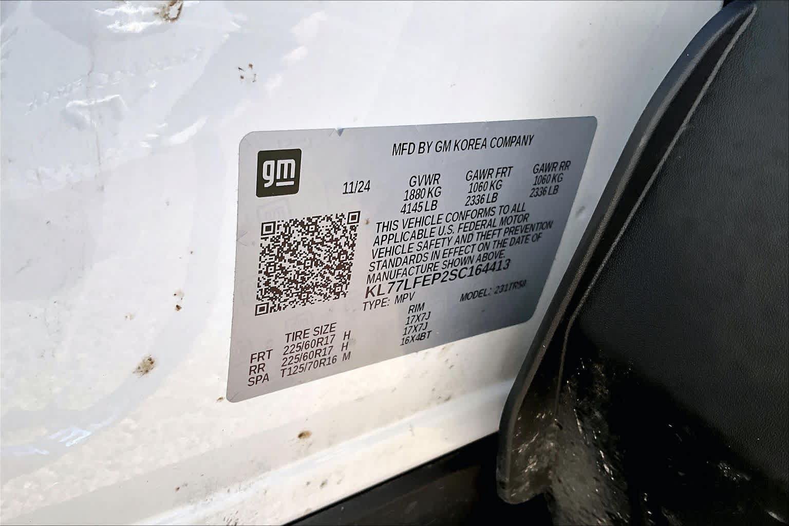 Used 2025 Chevrolet Trax LS FWD image 29