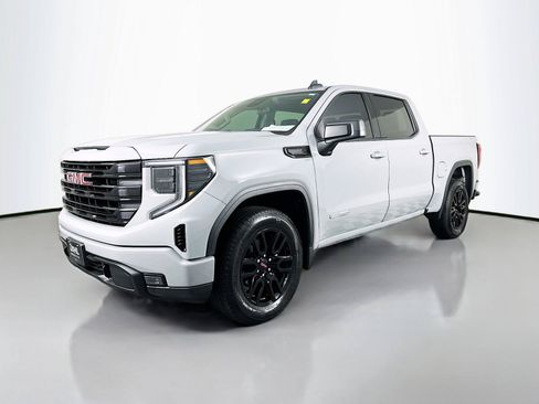 Used 2024 GMC Sierra 1500 Elevation AWD/4WD image 4