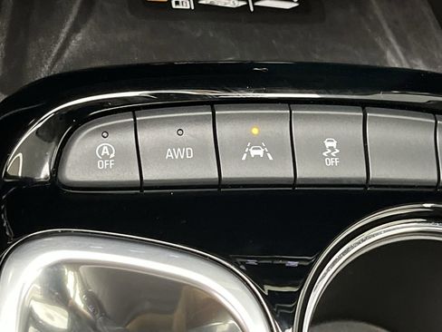 Certified 2025 Buick Encore GX Avenir w/ Avenir Technology Package AWD/4WD image 17