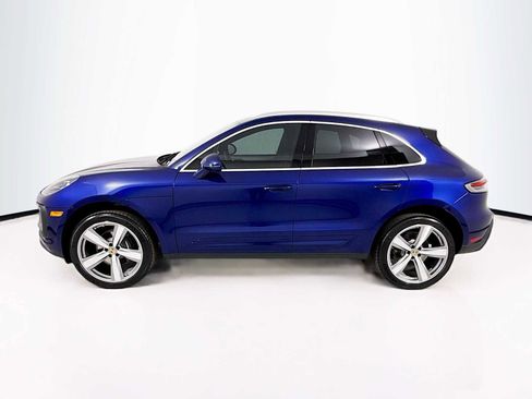 New 2026 Porsche Macan image 2