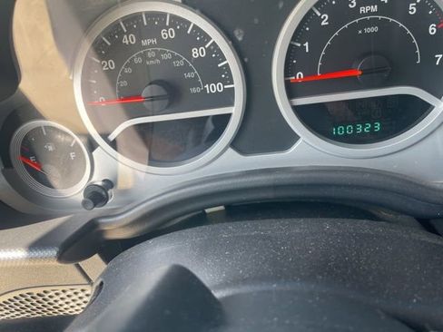 Used 2008 Jeep Wrangler Unlimited Rubicon w/ PWR Convenience Group image 14