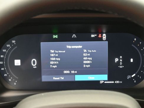 New 2026 Volvo XC40 B5 Plus w/ Protection Package Premier image 9