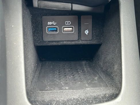 Used 2025 Genesis GV70 2.5T AWD/4WD image 29