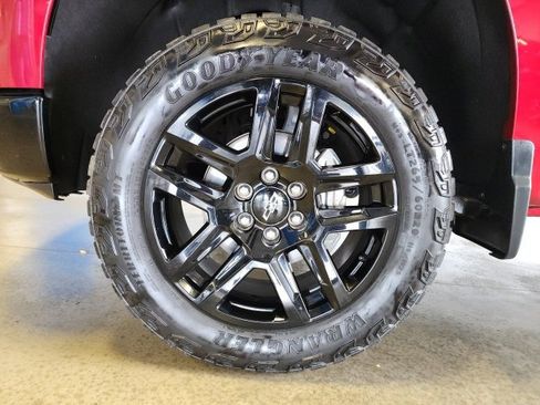 Used 2023 Chevrolet Silverado 1500 LT Trail Boss w/ Protection Package image 8