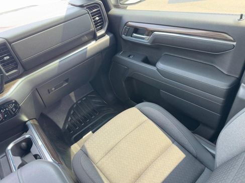 Used 2023 Chevrolet Silverado 1500 LT AWD/4WD image 15