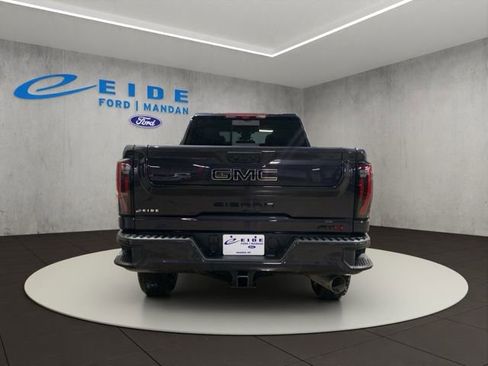 Used 2026 GMC Sierra 2500 AT4 w/ AT4 Premium Plus Package AWD/4WD image 4