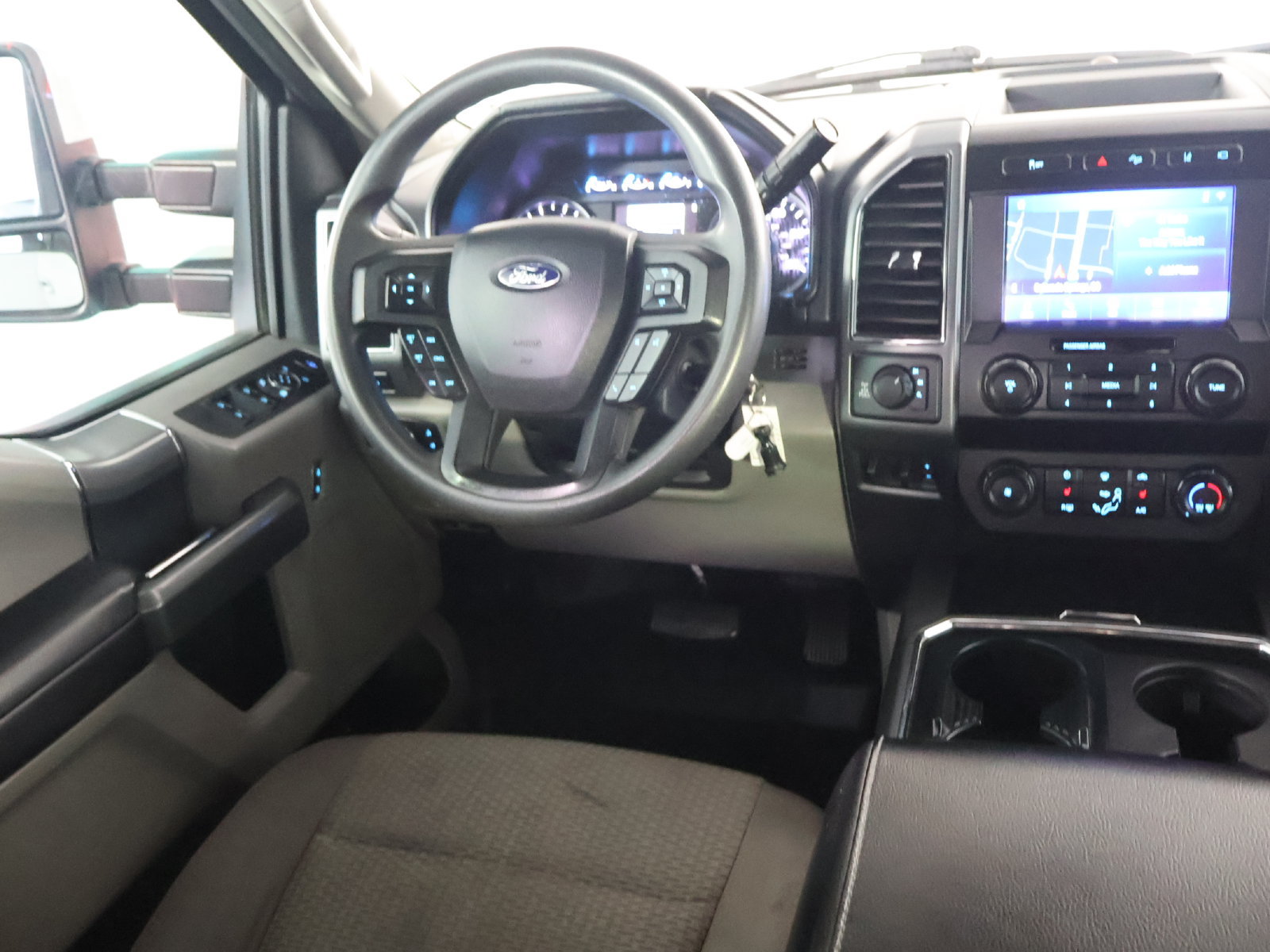 Used 2020 Ford F250 XLT w/ XLT Premium Package AWD/4WD image 30