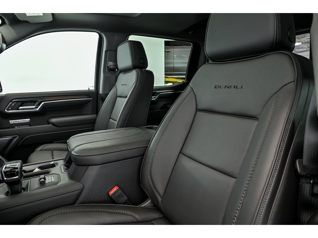 New 2026 GMC Sierra 1500 Denali w/ Denali Reserve Package AWD/4WD image 10