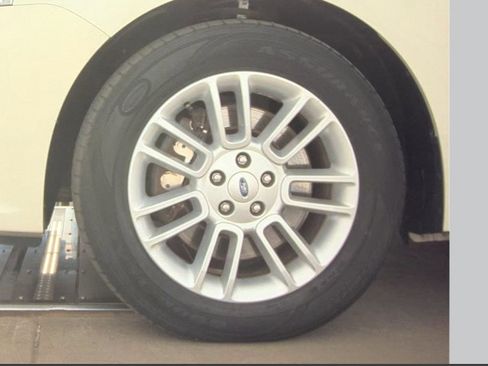 Used 2013 Ford Flex SEL image 10