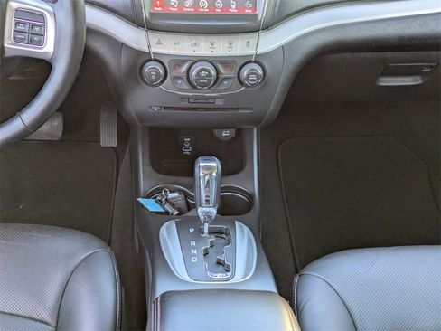 Used 2017 Dodge Journey GT image 19