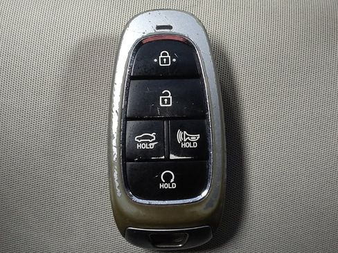 Used 2023 Hyundai Sonata SEL w/ Preferred Accessory Package image 32